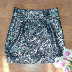 Elegant Floral Patterned Skirt